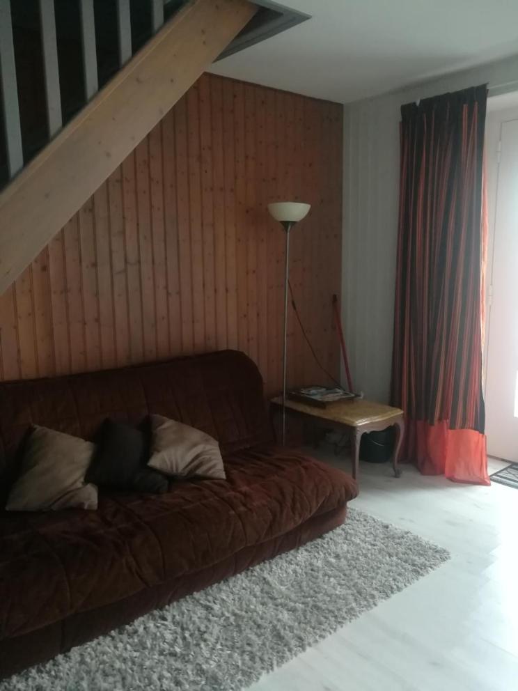 Logis Des Chouans Apartamento Les Landes-Genusson Exterior foto